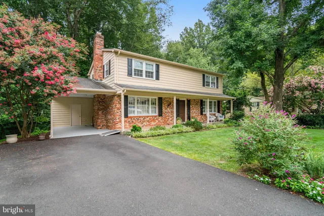 $849,900 | 7149 Game Lord Drive, Springfield, VA 22153