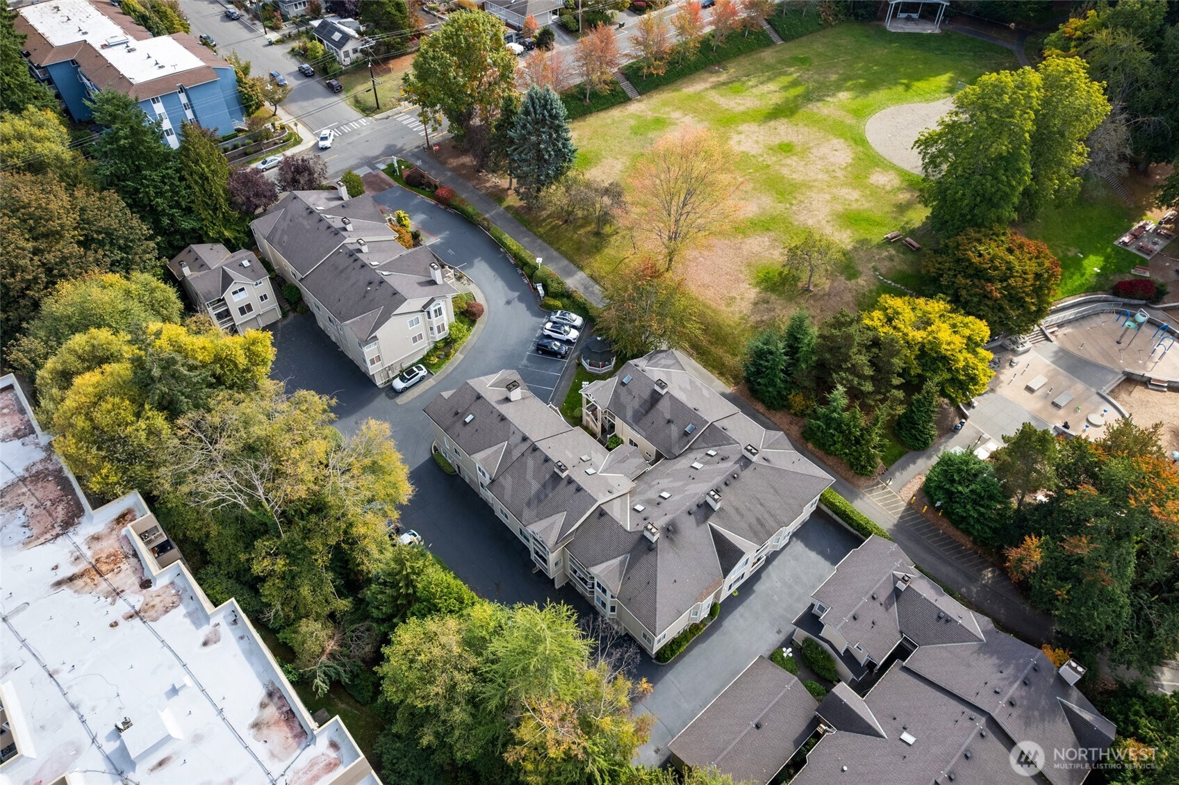 432 3rd Avenue South, Unit B204 Edmonds, WA 98020 - Photo 30 of 32