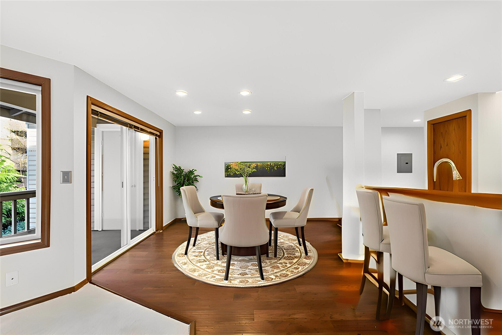 432 3rd Avenue South, Unit B204 Edmonds, WA 98020 - Photo 8 of 32