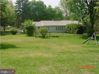 1266 Thomas Road Wayne, PA 19087 - Photo 2 of 6