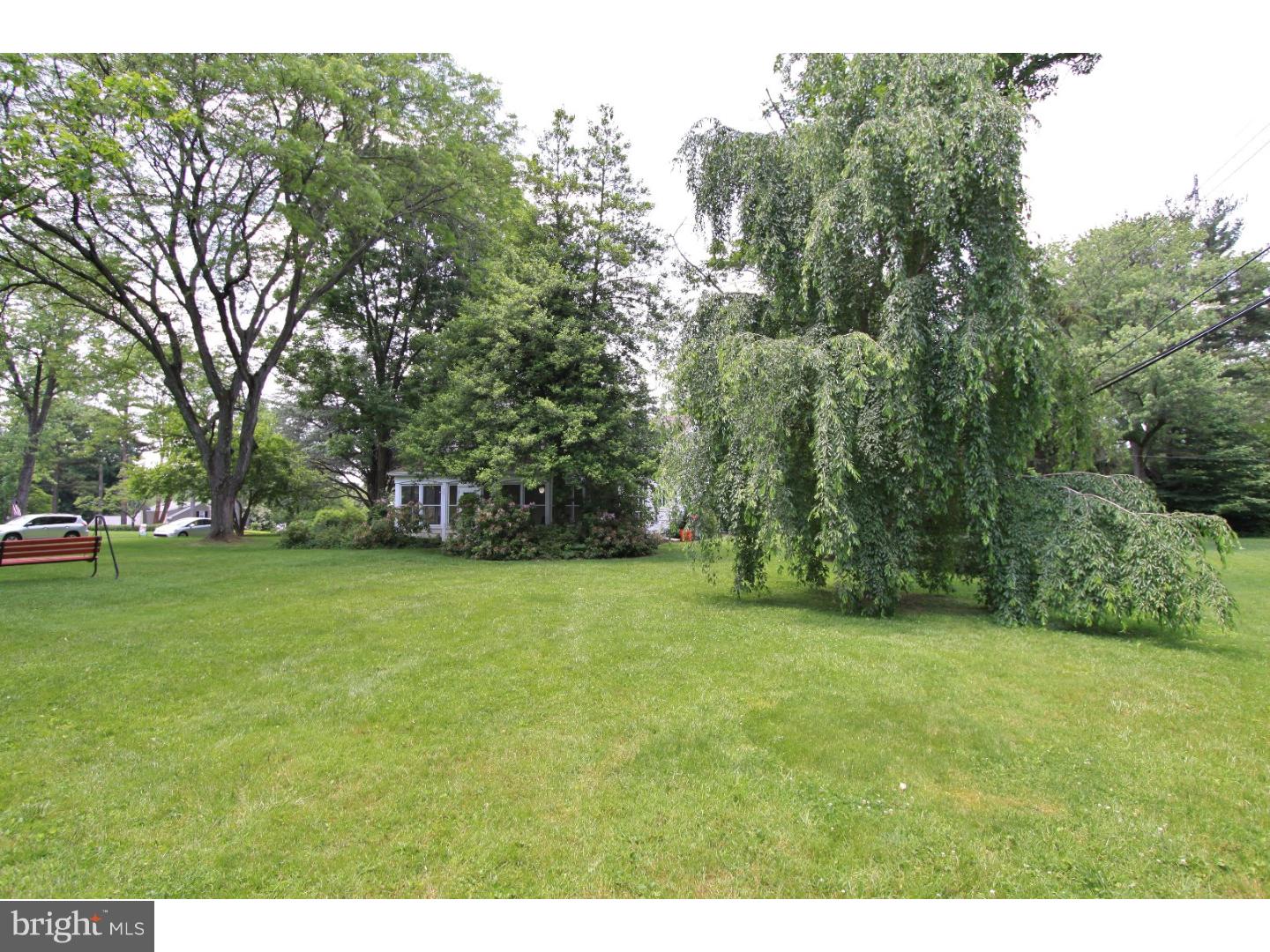 674 Baron Dekalb Road Wayne, PA 19087 - Photo 10 of 25 Side Yard