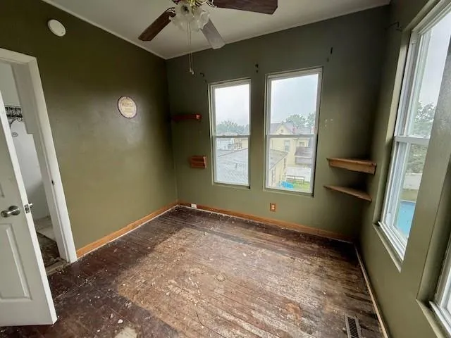 $72,900 | 412 East Cedar Avenue, Connellsville, PA 15425