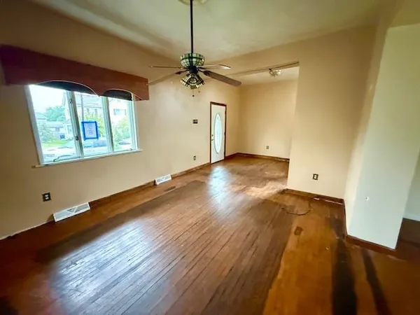 $59,500 | 412 East Cedar Avenue, Connellsville, PA 15425