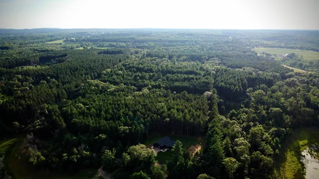 $699,000 | N1143 County Rd CH, Coloma, WI 54930