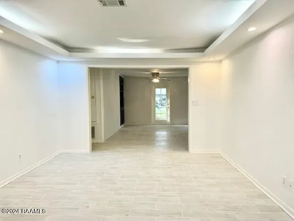 $1,700 | 108 Notre Dame Drive, Lafayette, LA 70506