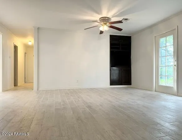 $1,700 | 108 Notre Dame Drive, Lafayette, LA 70506