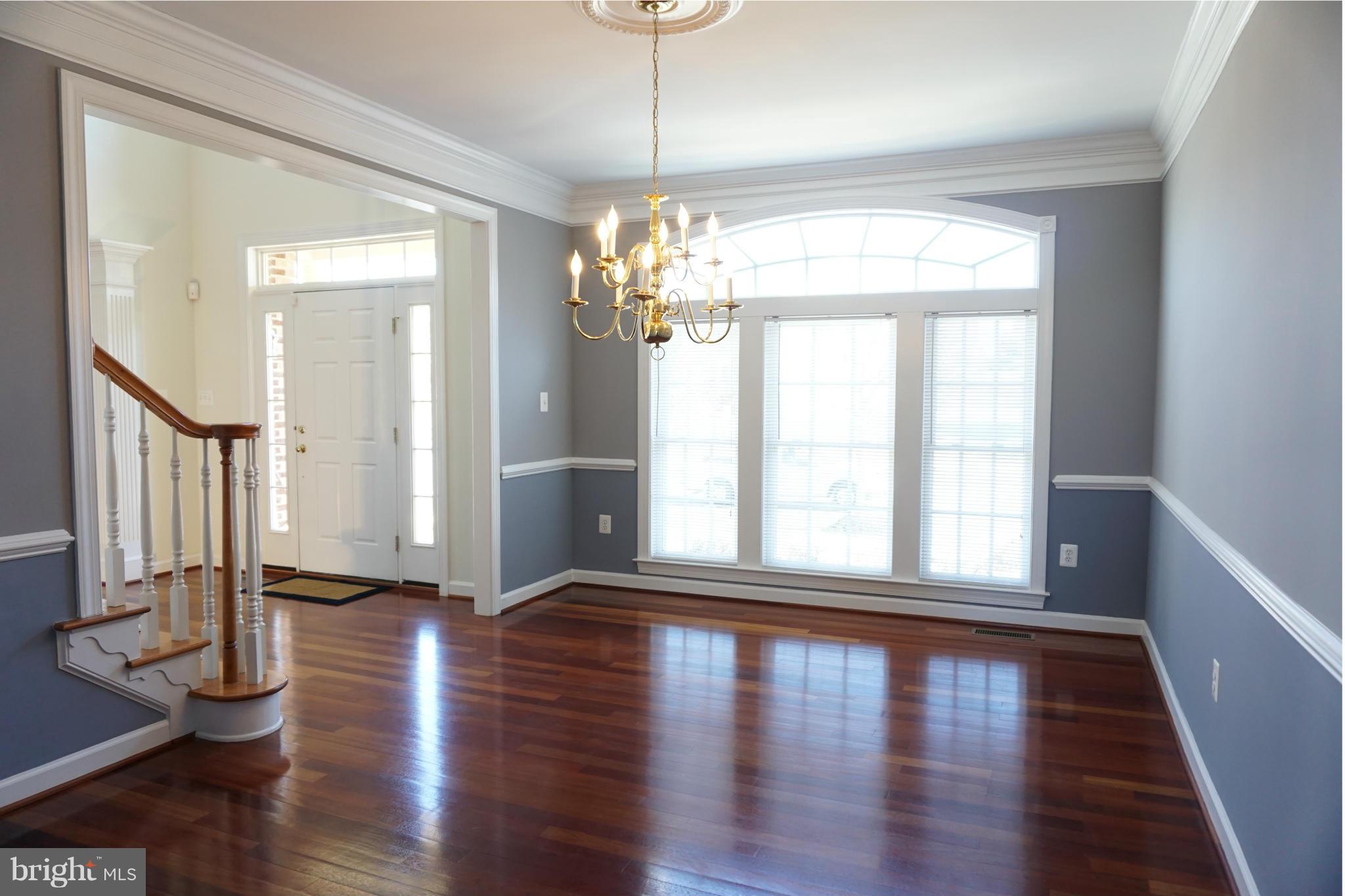 18420 Crestmount Road Boyds, MD 20841 - Photo 4 of 30 Dining Room