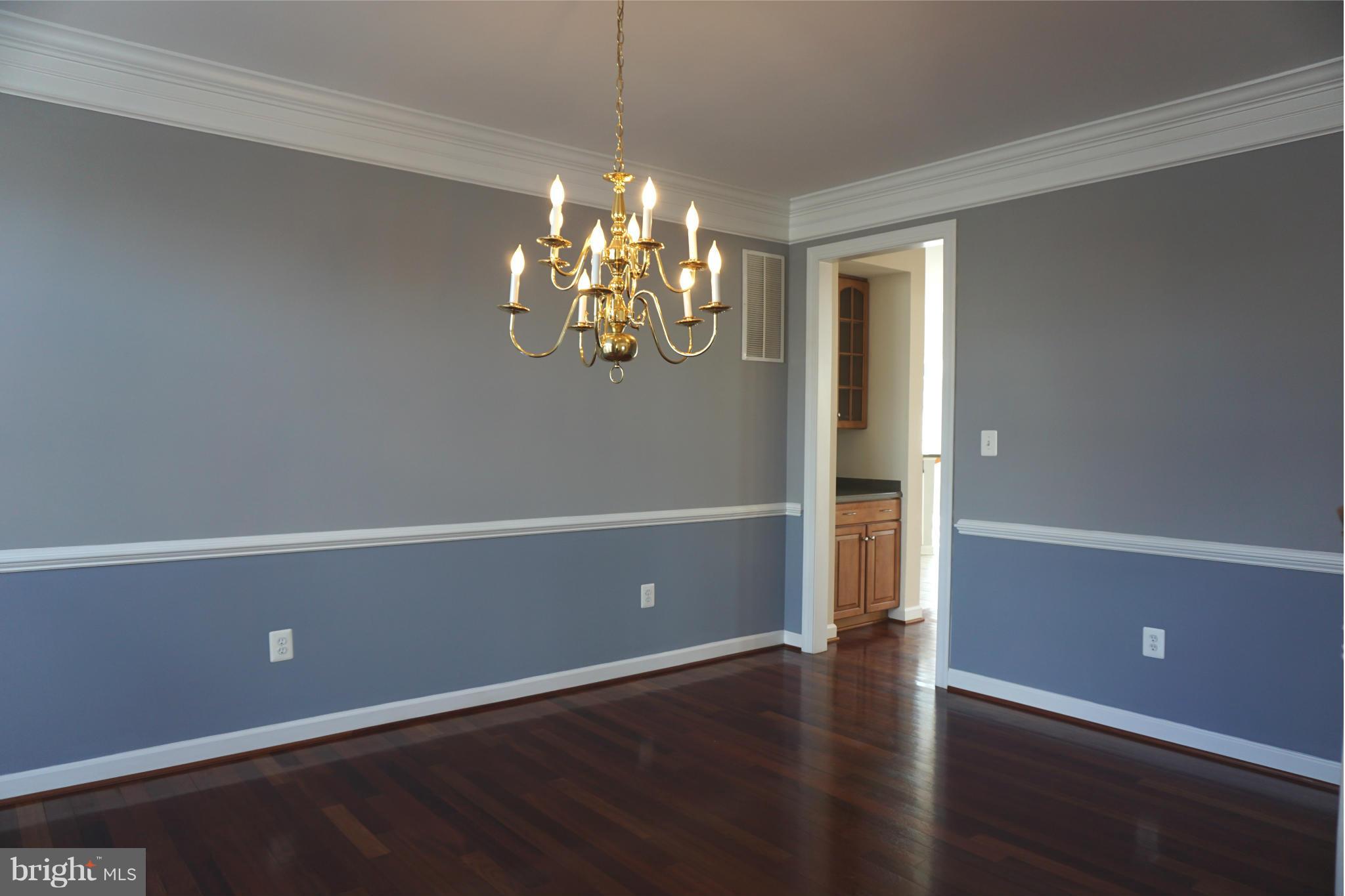 18420 Crestmount Road Boyds, MD 20841 - Photo 5 of 30 Dining Room