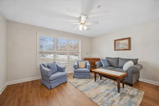 $950,000 | 2230 Goldenrod Lane, Glenview, IL 60026