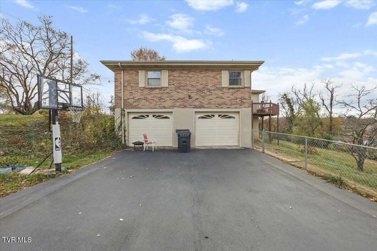 116 Elk Road Bristol, TN 37620 - Photo 28 of 42 28-128A7207