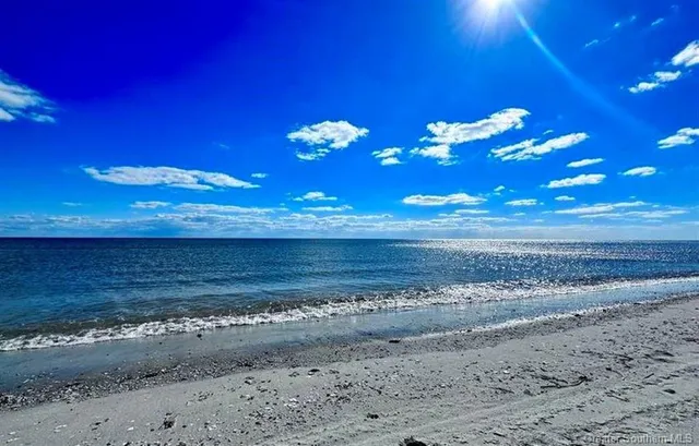 $300,000 | 2208 Mallard Street, Cameron, LA 70631