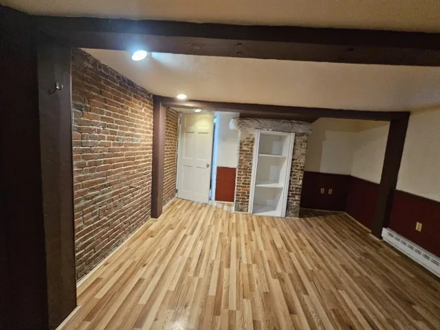 $1,400 | 54 Fox Street, Unit 1, Fitchburg, MA 01420