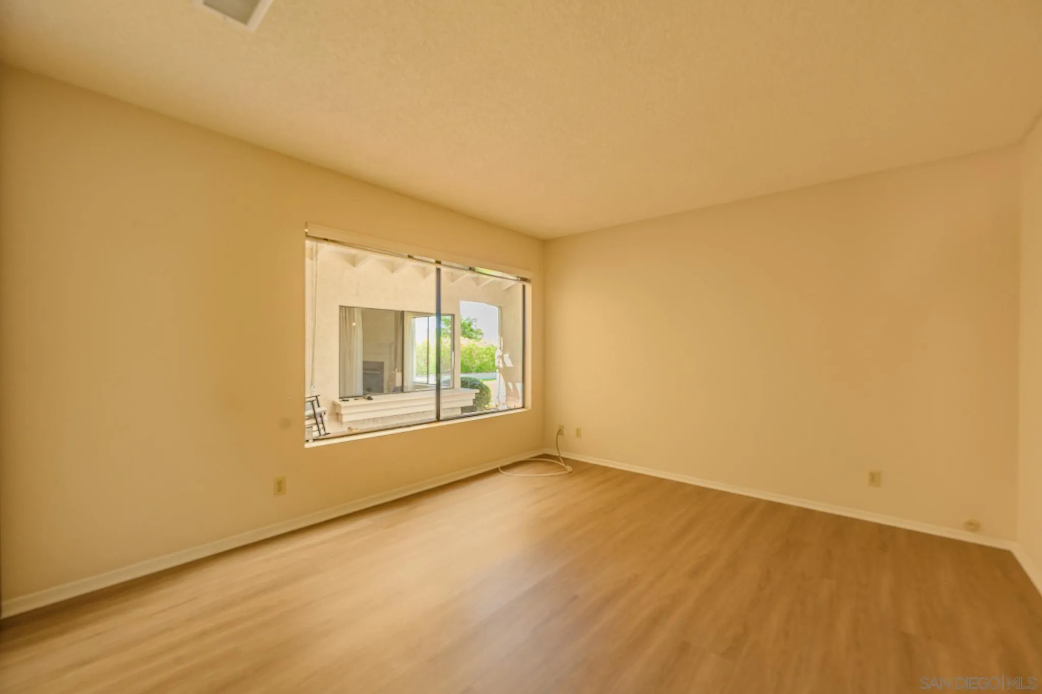 2268 Valley Road Oceanside, CA 92056 - Photo 28 of 48 Gallery Image 28