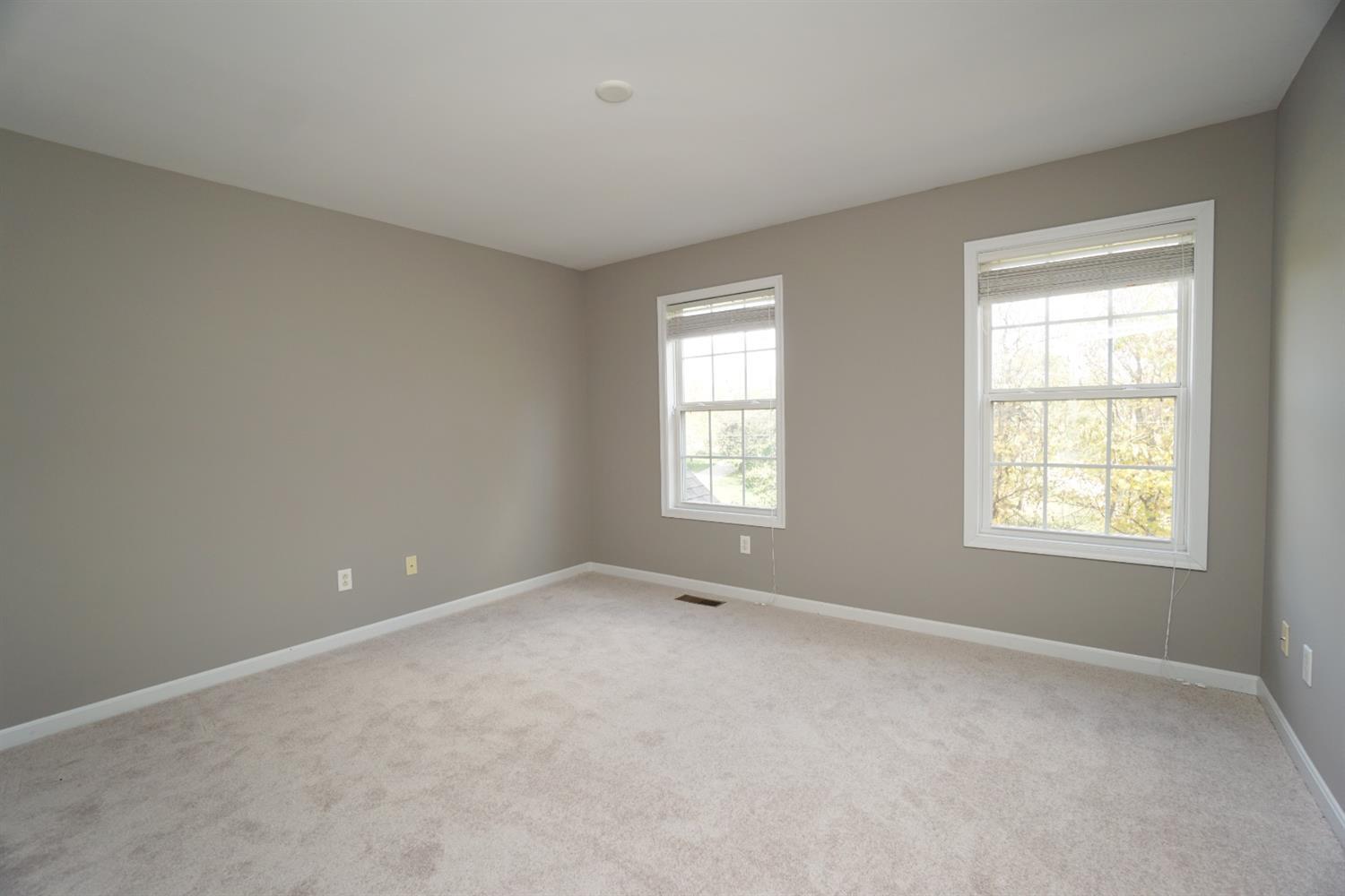 10623 Weil Road Montgomery, OH 45249 - Photo 32 of 43