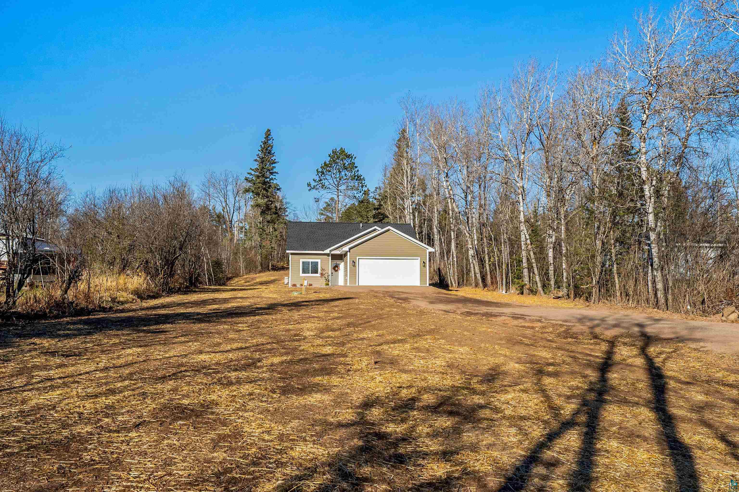 4163 West Calvary Road Duluth, MN 55803 - Photo 2 of 41