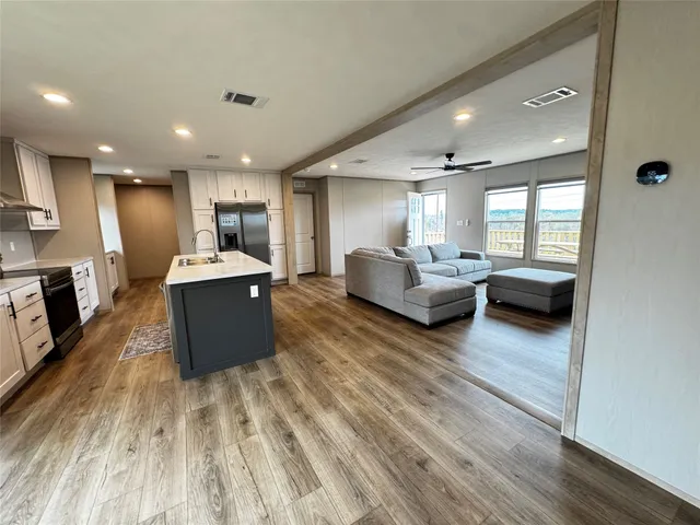 $1,850 | 191 Holly Pond, Onalaska, TX 77360