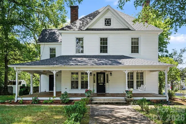 $528,500 | 313 West Gold Street, Kings Mountain, NC 28086