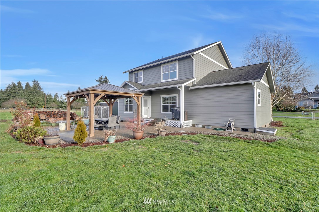 19421 Mountain Meadows Lane Southwest Rochester, WA 98579 - Photo 2 of 40 Gallery Image 2