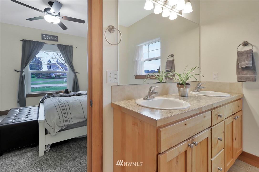 19421 Mountain Meadows Lane Southwest Rochester, WA 98579 - Photo 21 of 40 Gallery Image 21
