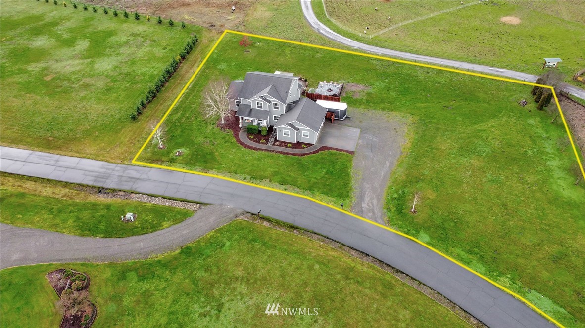 19421 Mountain Meadows Lane Southwest Rochester, WA 98579 - Photo 4 of 40 Gallery Image 4