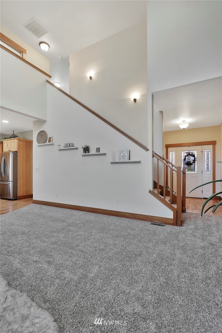 19421 Mountain Meadows Lane Southwest Rochester, WA 98579 - Photo 9 of 40 Gallery Image 9