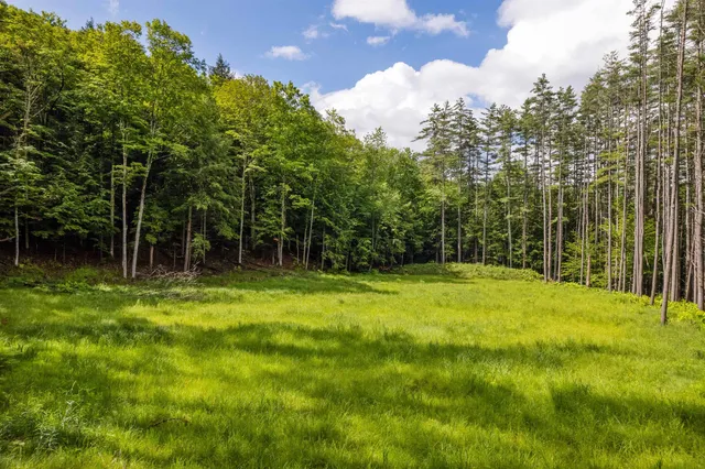 $325,000 | 1 Carlton Hill Road, Woodstock, VT 05091