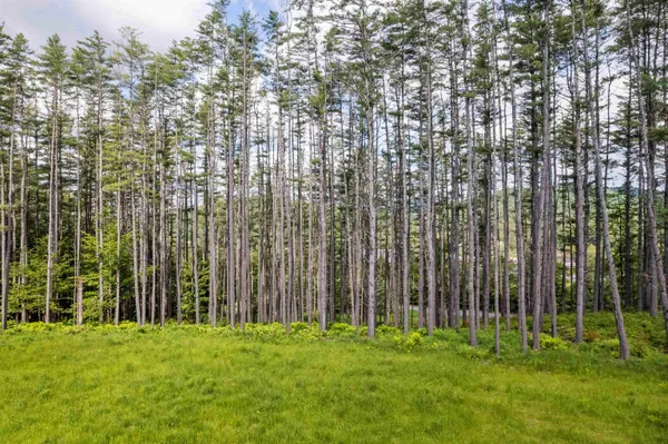 $325,000 | 1 Carlton Hill Road, Woodstock, VT 05091