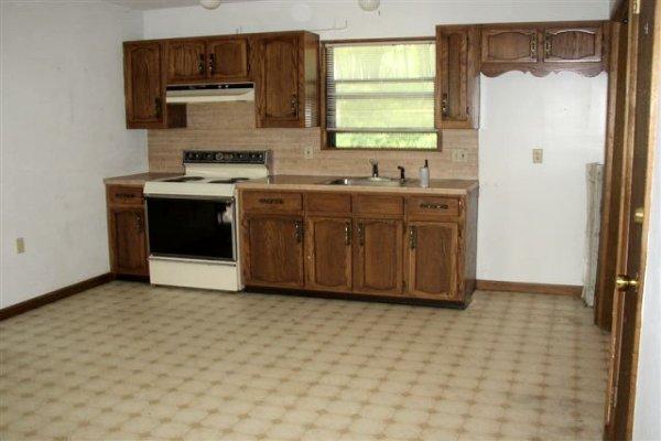 Lot 295 Doe Loop Bushkill, PA 18324 - Photo 3 of 5 Kitchen
