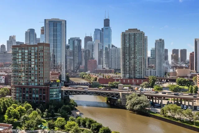 $455,555 | 700 North Larrabee Street, Unit 1111, Chicago, IL 60654