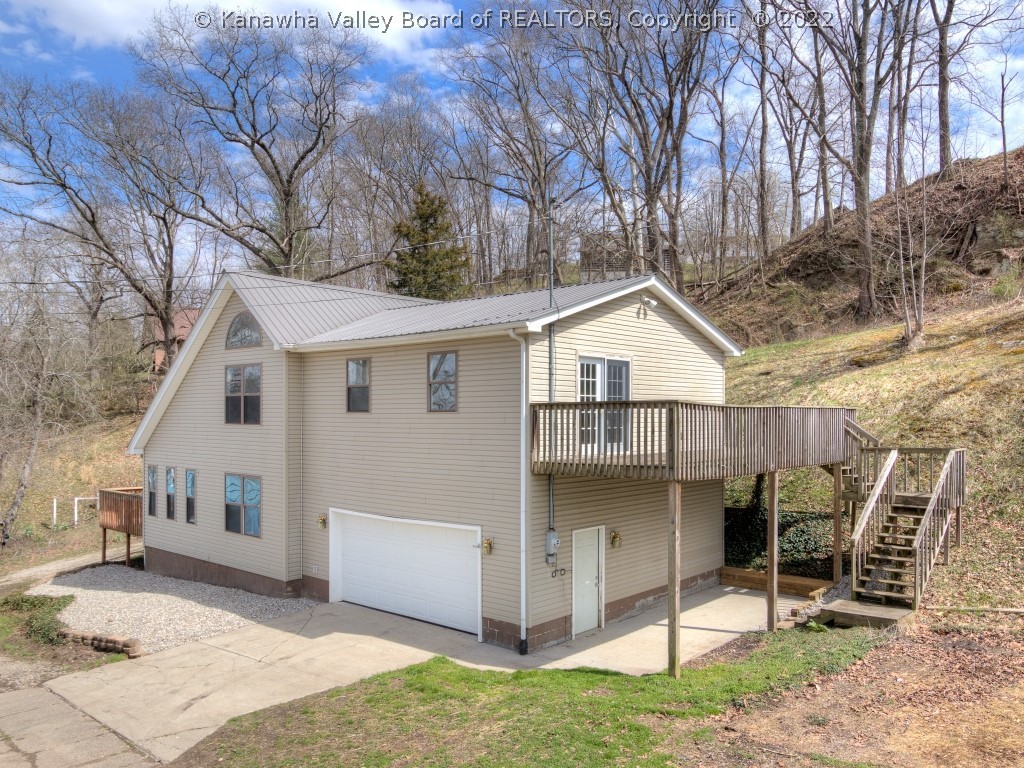 107 Armour Road Nitro, WV 25143 - Photo 3 of 24 Gallery Image 3