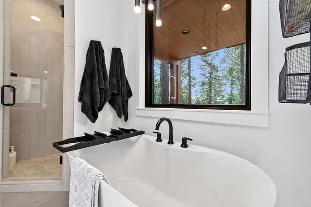 $1,250,000 | 13322 Vili Road, McCall, ID 83638