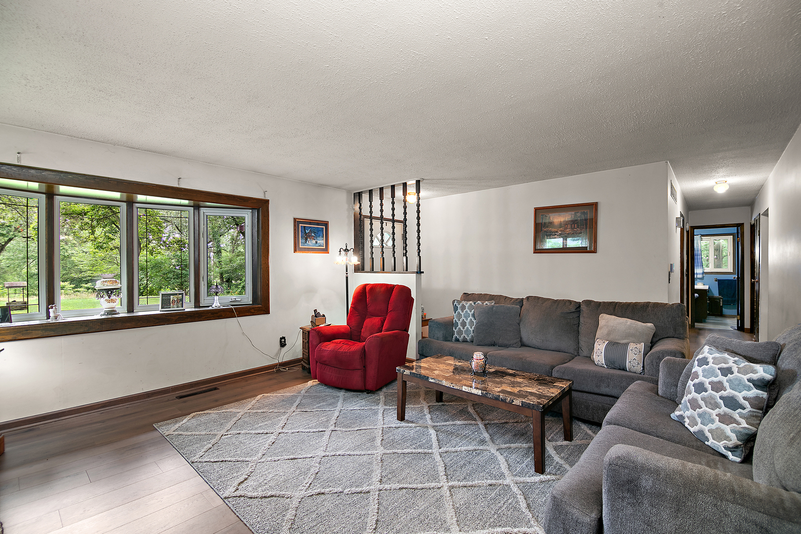 418 South 5000W Road Kankakee, IL 60901 - Photo 2 of 38 a living room with furniture and a window