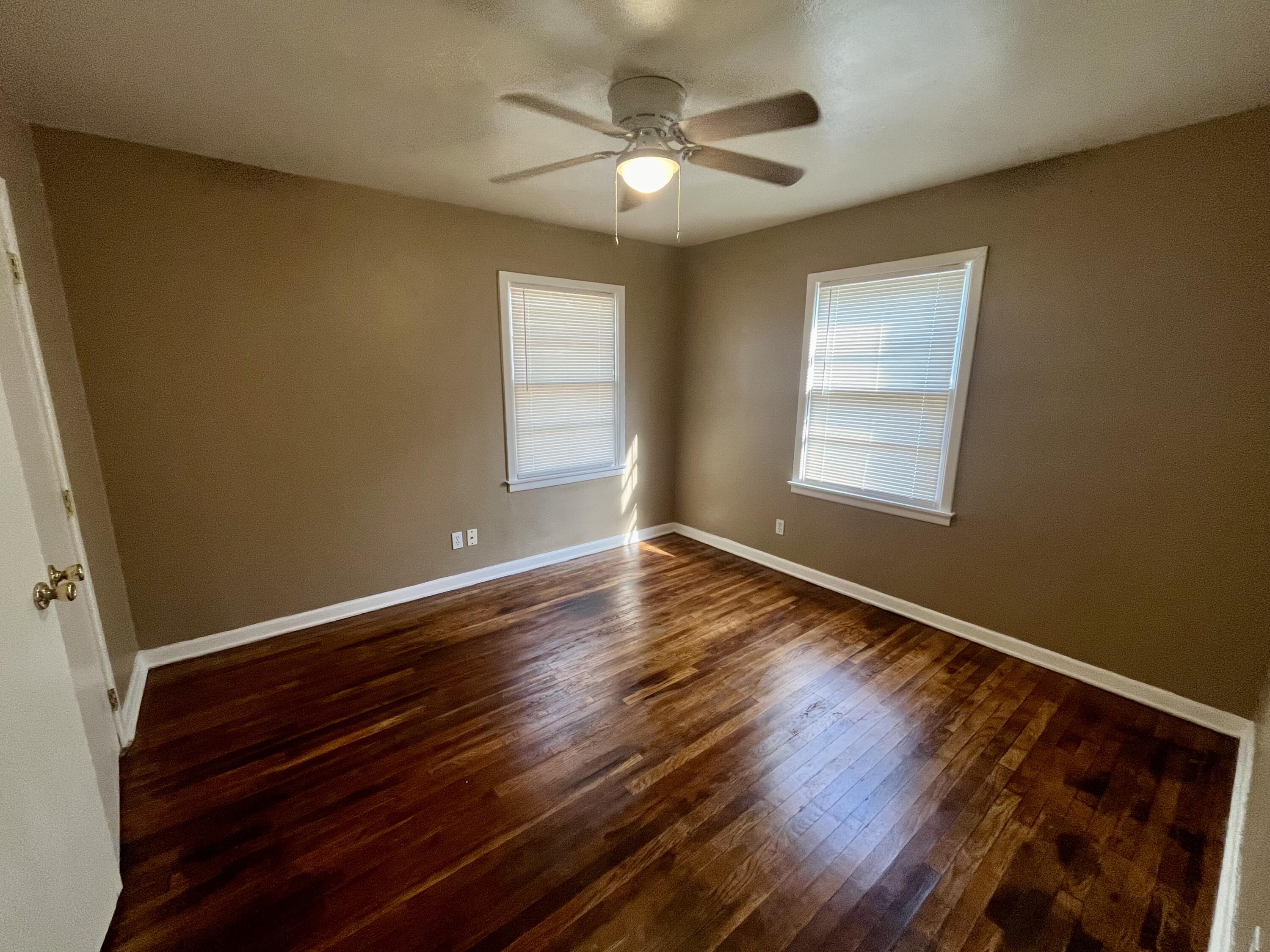 4601 Elgin Avenue Lubbock, TX 79413 - Photo 9 of 11 IMG_1936