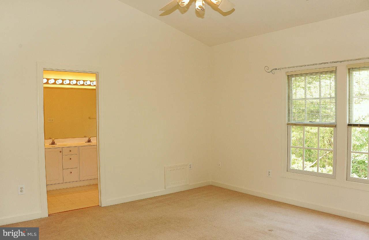 6236 Levi Court Springfield, VA 22150 - Photo 18 of 30 Bedroom (Master)