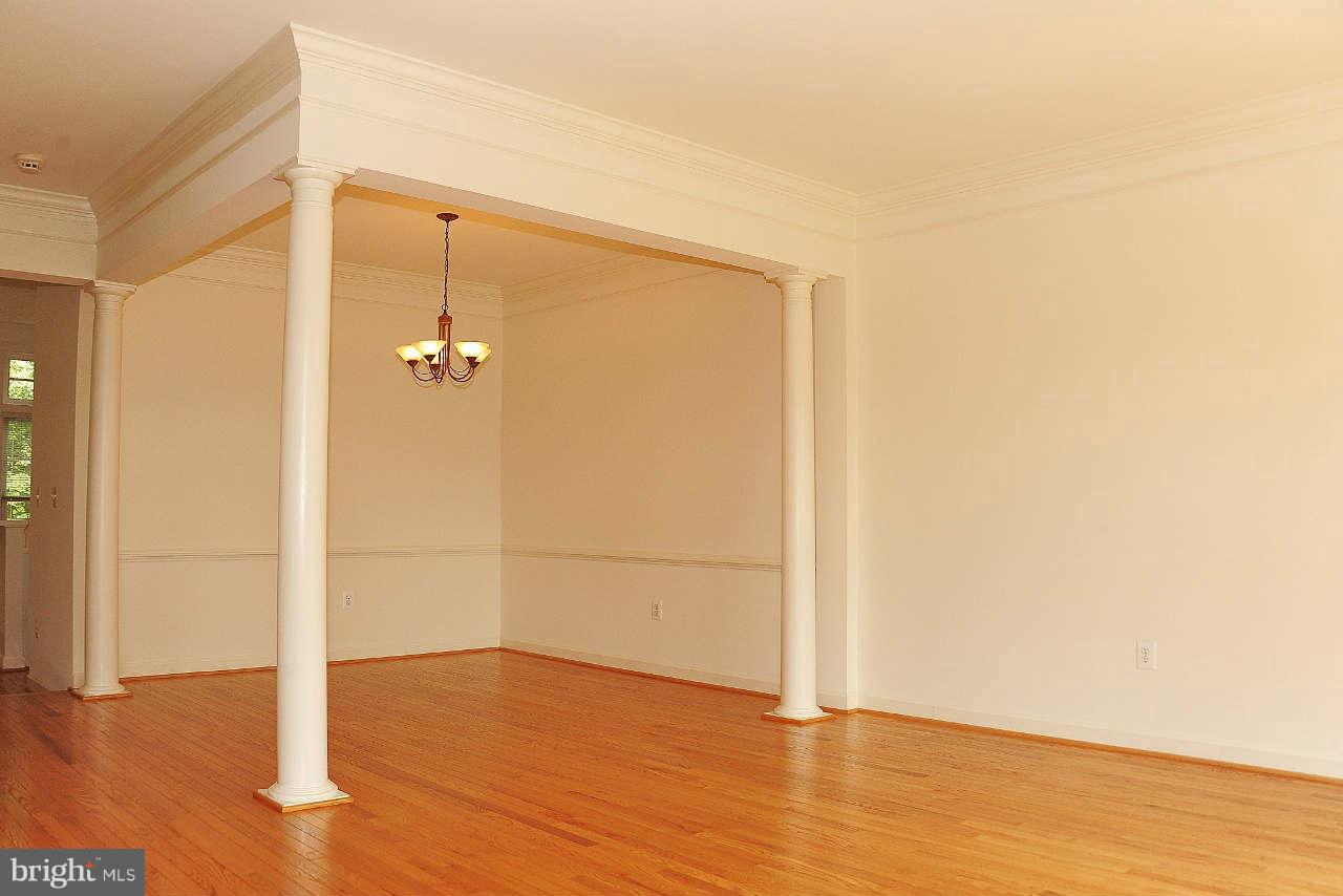 6236 Levi Court Springfield, VA 22150 - Photo 8 of 30 Dining Room