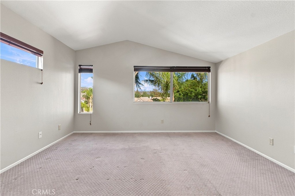 811 Ranch Vista Road Corona, CA 92879 - Photo 9 of 34 Gallery Image 9