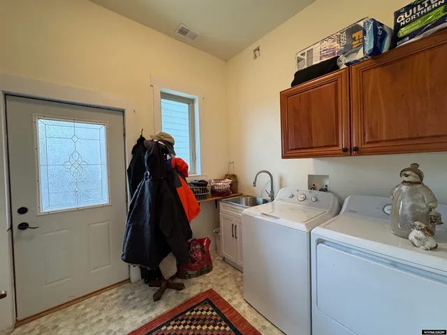 $2,250,000 | 57 Blue Sky Highway, Lander, WY 82520