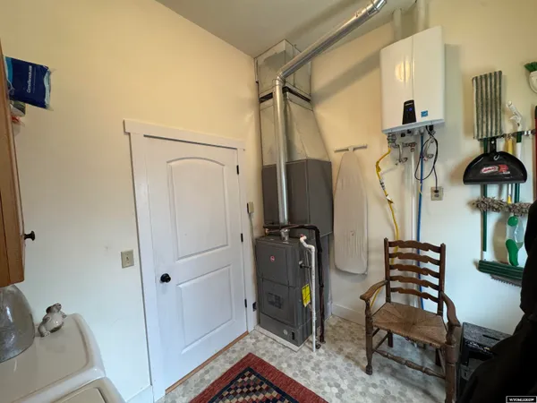 $1,950,000 | 57 Blue Sky Highway, Lander, WY 82520