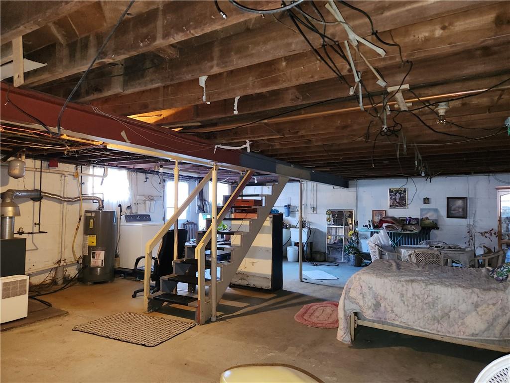 1681 Shady Plain Road Apollo, PA 15613 - Photo 22 of 25 a view of a room with gym equipment