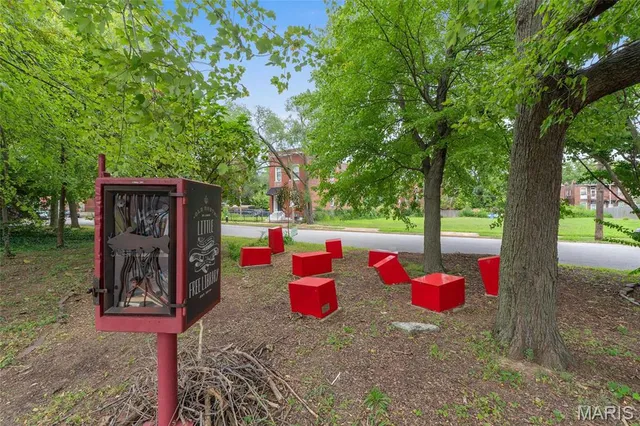 $325,000 | 1408-10 Wright Street, St. Louis, MO 63107