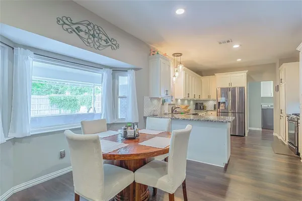 $460,000 | 1100 Byron Lane, Arlington, TX 76012
