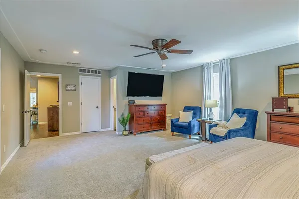 $460,000 | 1100 Byron Lane, Arlington, TX 76012