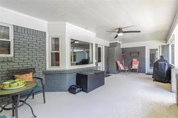 $460,000 | 1100 Byron Lane, Arlington, TX 76012
