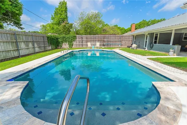$460,000 | 1100 Byron Lane, Arlington, TX 76012