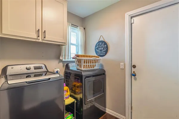 $460,000 | 1100 Byron Lane, Arlington, TX 76012