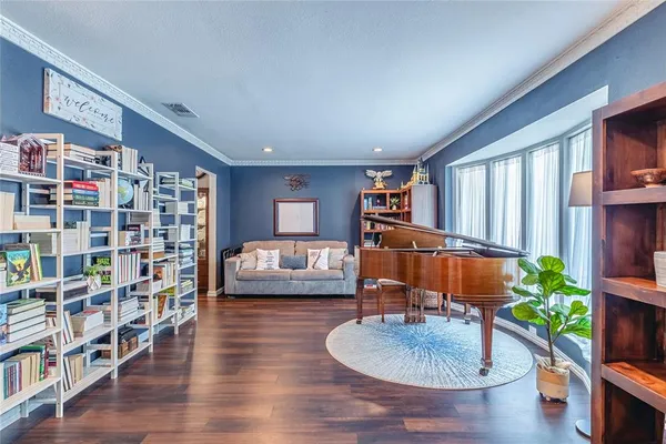 $460,000 | 1100 Byron Lane, Arlington, TX 76012