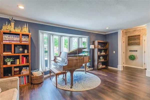 $460,000 | 1100 Byron Lane, Arlington, TX 76012