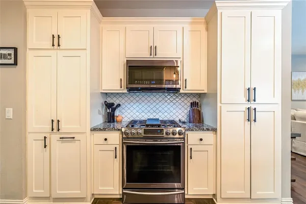 $460,000 | 1100 Byron Lane, Arlington, TX 76012