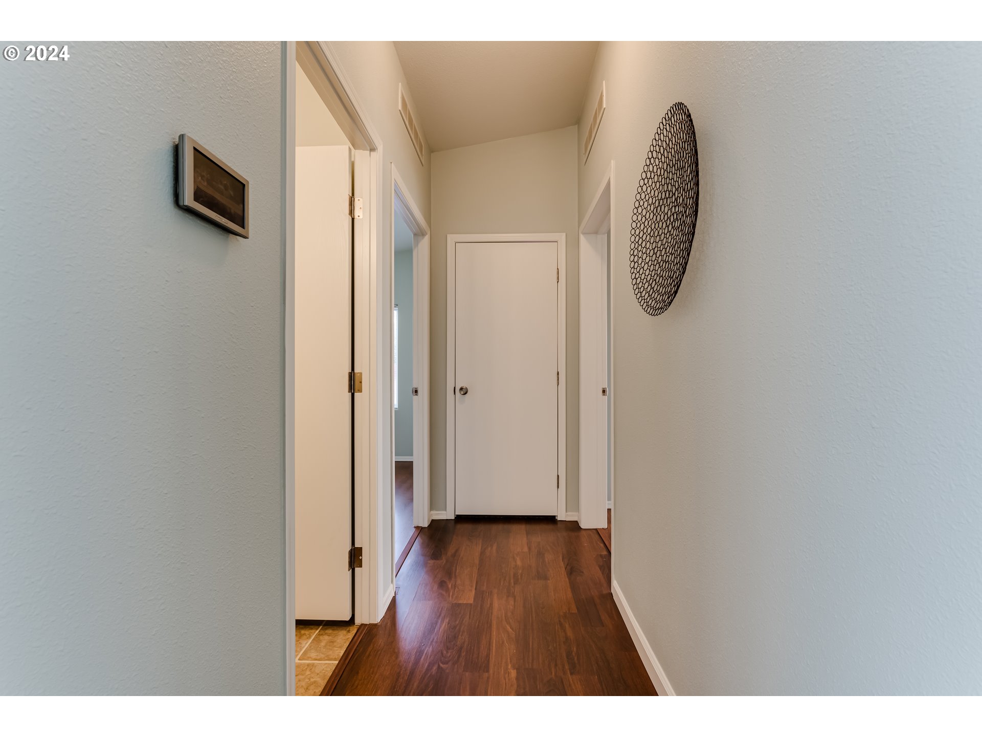 2533 Maia Loop Springfield, OR 97477 - Photo 16 of 28 a picture of floor space with wooden floor