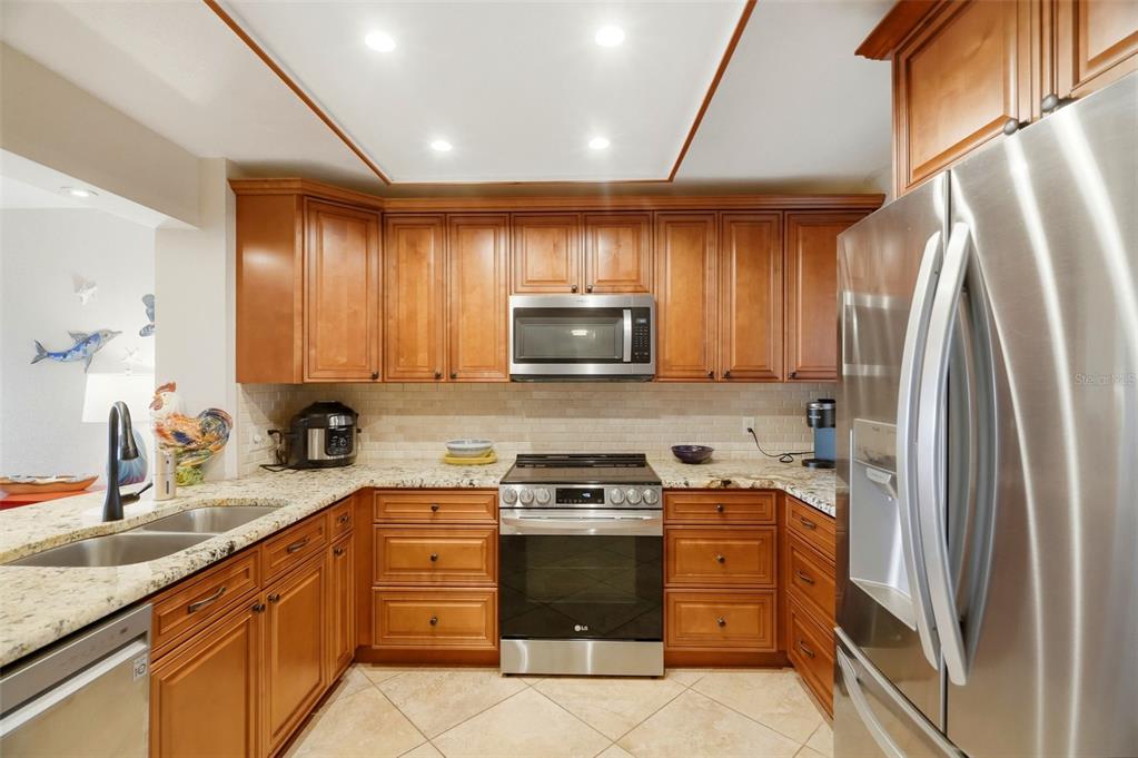 4823 Ebbtide Lane, Unit 404 Port Richey, FL 34668 - Photo 30 of 78 Gallery Image 30
